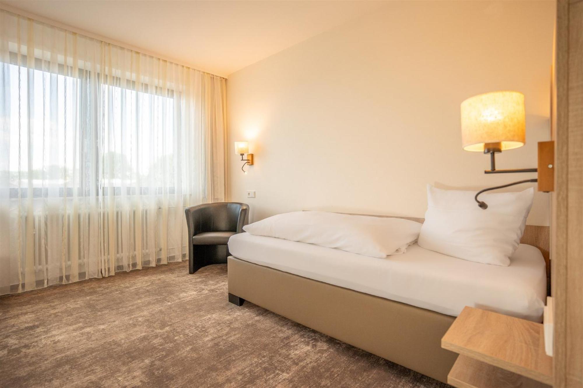 Waldhotel Eisenberg Eisenberg  Extérieur photo